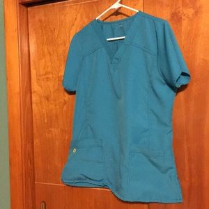 Wonder wink scrub top medium teal